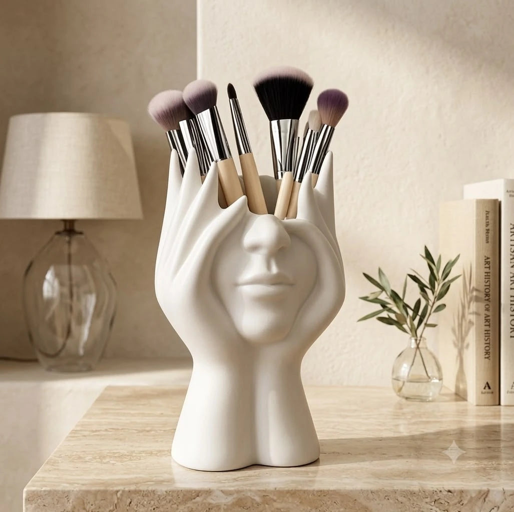Abstract Facial Design Makeup Storage Box – Brush Pen Holder