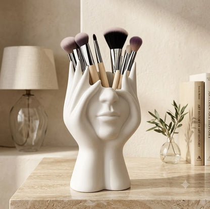 Abstract Facial Design Makeup Storage Box – Brush Pen Holder