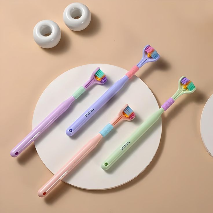 Three-Sided Toothbrush – 360° Soft Bristles Replaceable Heads
