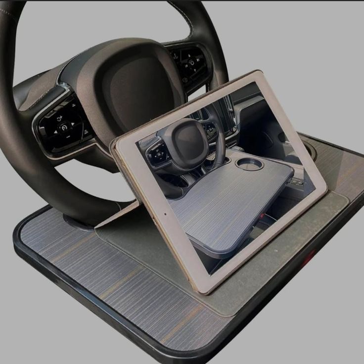 Car Wheel Plastic Desk Holder (Black only)