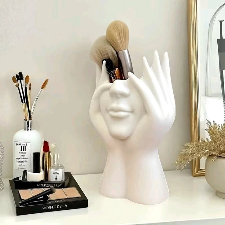 Abstract Facial Design Makeup Storage Box – Brush Pen Holder