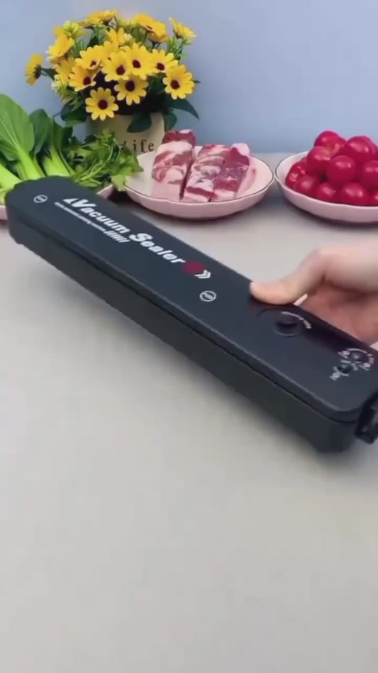 Vacuum Sealer – Food Storage Preservation Machine